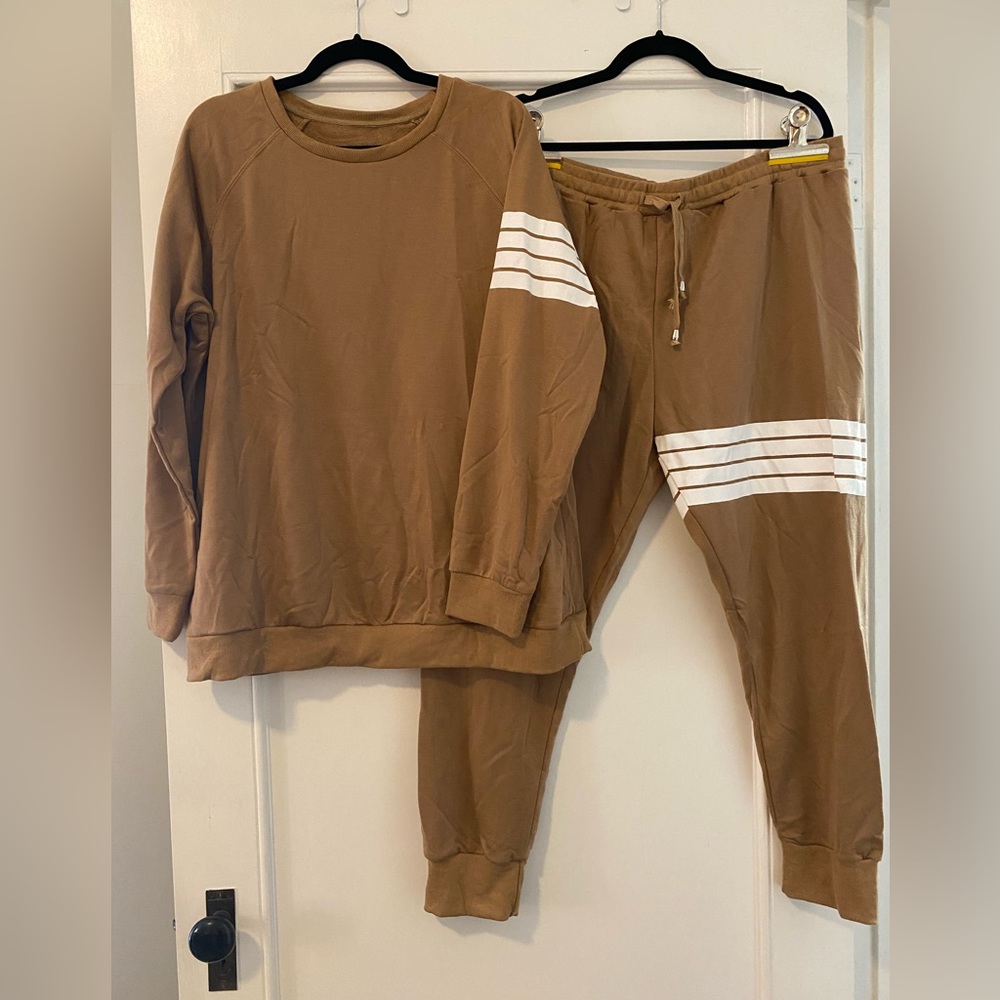 NWOT - Cozy 2-piece Lounge Set - 2XL